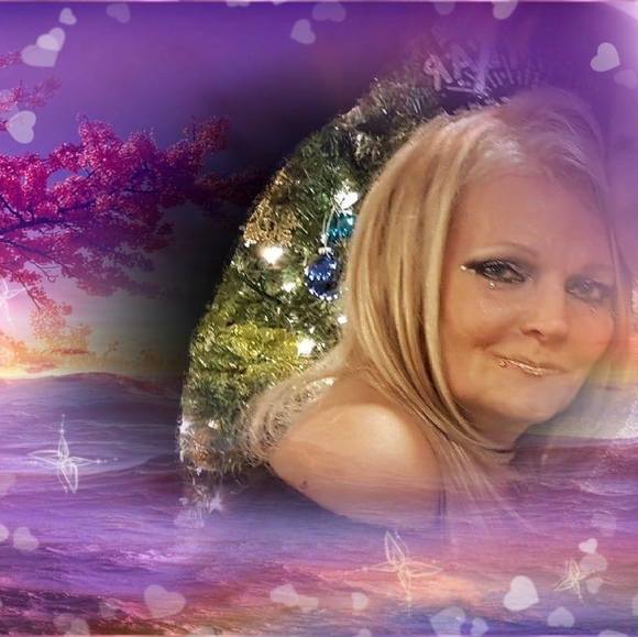 Meet your Posher, Gina - Picture 1 of 1